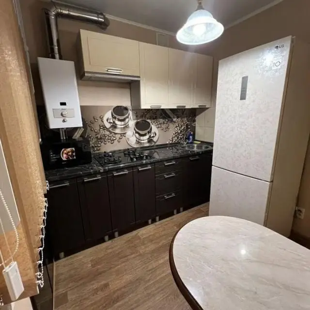 Real photos of Apartments at 26 Baku Commissars Square, 3