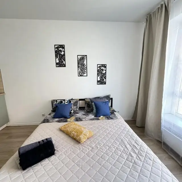 Real photos of Apartments on the street of the Pilot Laryushin 6k1
