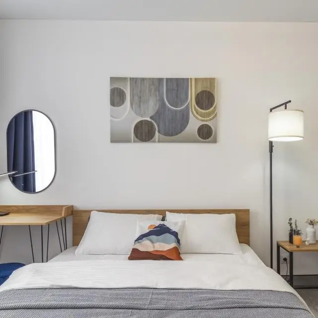 Real photos of Vegas apartments at 8/4 Kolomenskaya Street