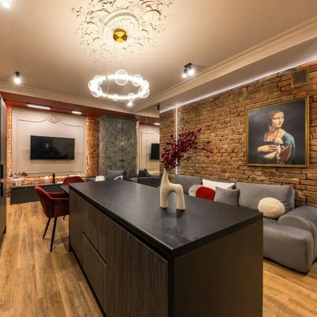 Реальные фото FlatStay  3шка на 7 человек на Петроградке