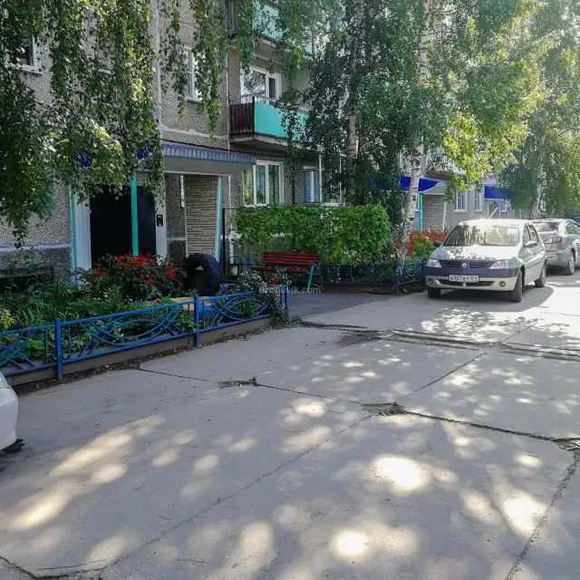 Real photos of Sutki kak doma on Abakanskaya 39