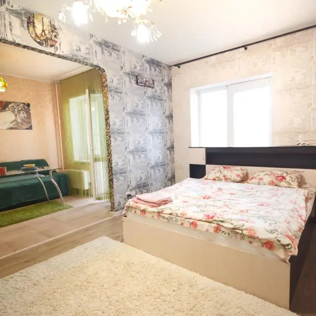Реальные фото Pryanik Apartments (Пряник Апартментс) на улице Михеева 29