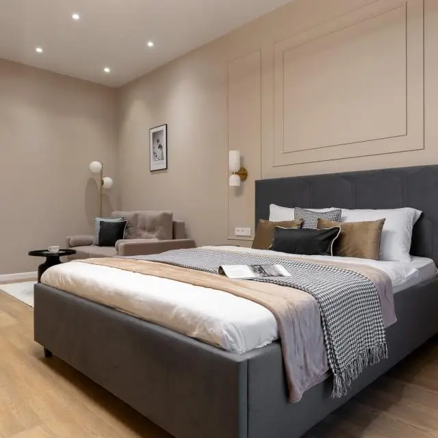 Real photos of OneRent on Lodeynopolskaya Street