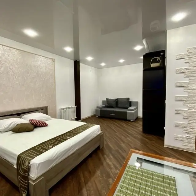 Real photos of Apartment from the company Home Hotel on Trade Union, 15