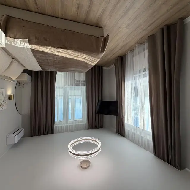 Real photos of Stylish two-bedroom apartment in the central part of the city
