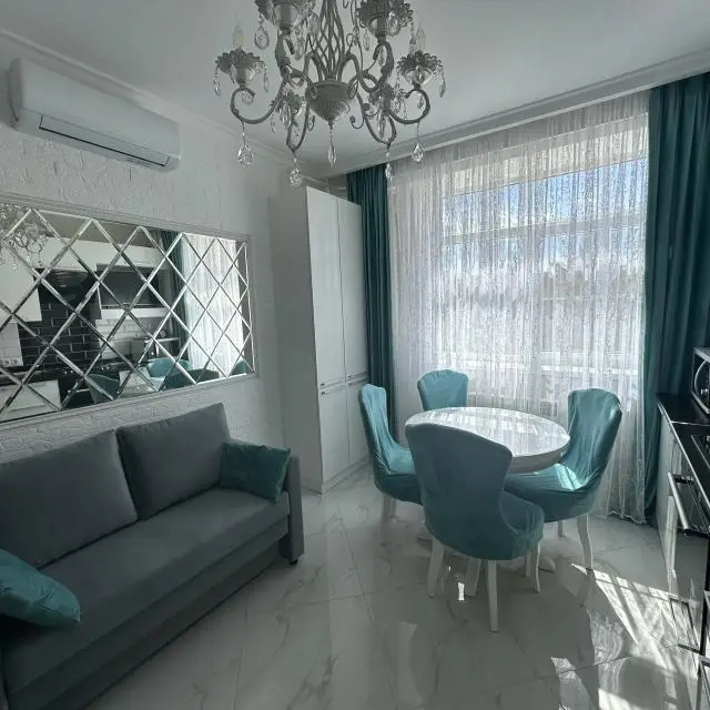 Real photos of KMV apartments on Chkalova Street