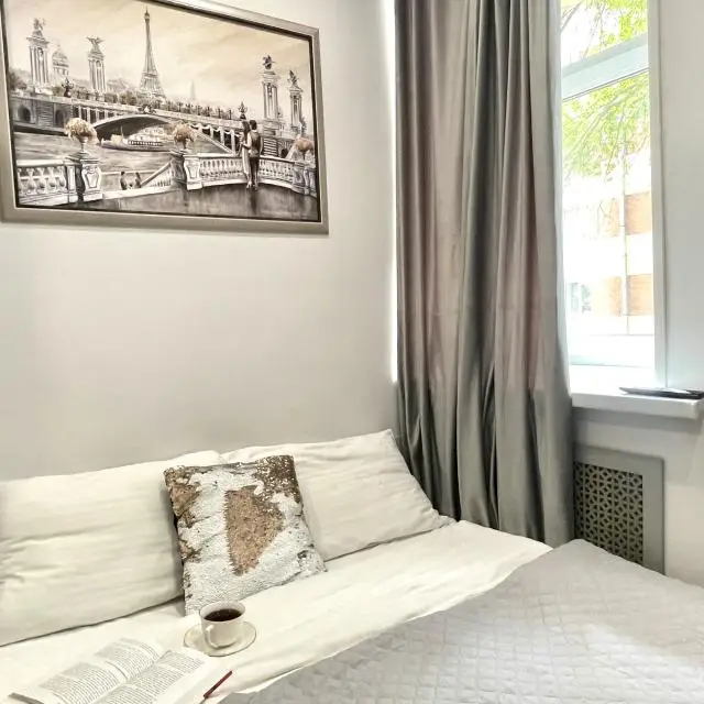 Real photos of YOUR apartment is on 22k2 Paper Street