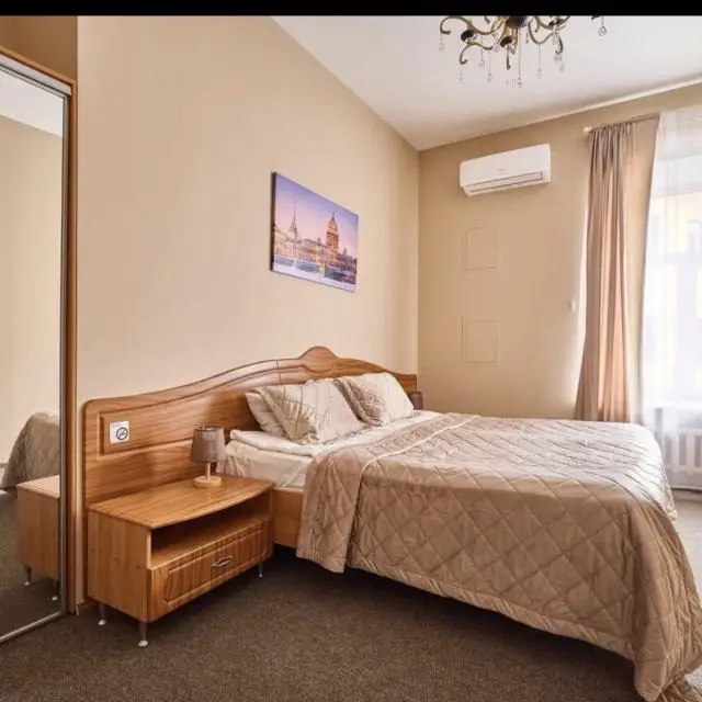Real photos of Filippov's furnished rooms on Nevsky