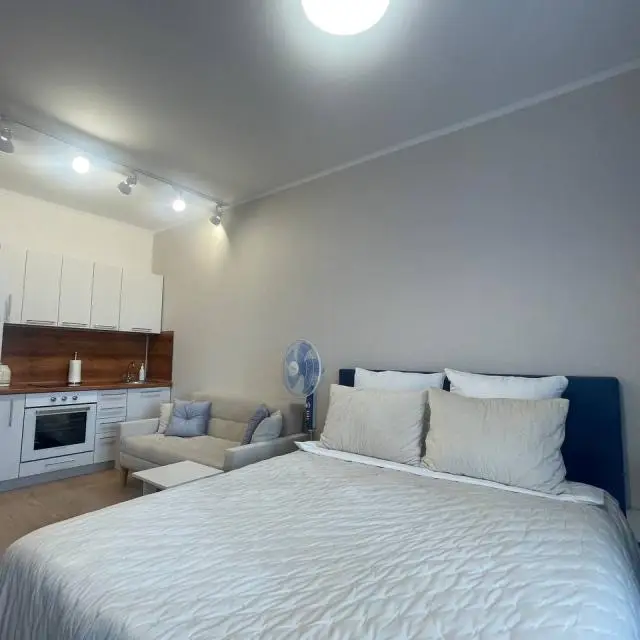 Real photos of Pronina Apartments on 64 Komendantsky Avenue, building 1