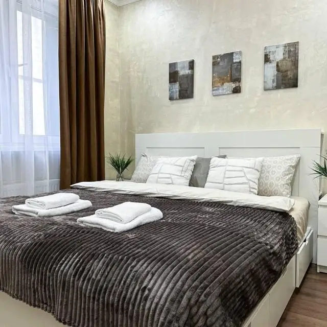 Real photos of TopRooms on Avtozavodskaya street, building 120 