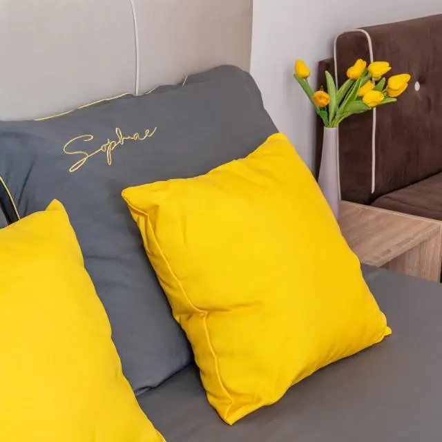 Real photos of Apartment Sunny (Sunny) on Komarova Boulevard 1st building 6