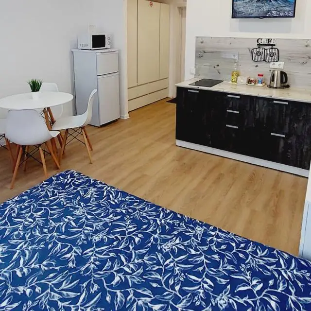 Real photos of Apartments on Kosmonavtov Avenue 9B
