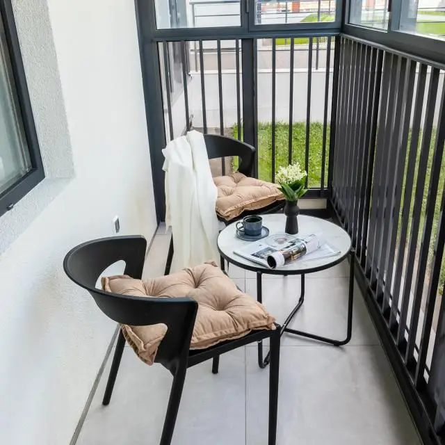 Real photos of MyHome YourHome (MyHome YoHome) on Farforovskaya Street