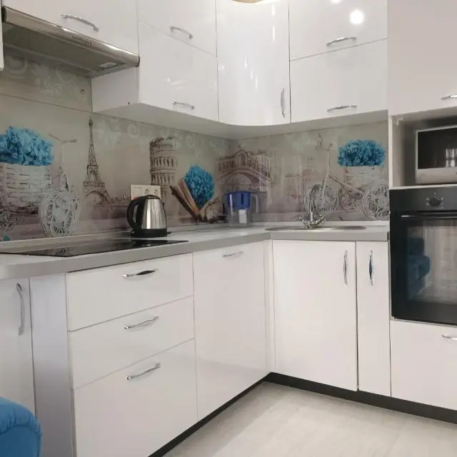 Real photos of EasyRent on Artsybushevskaya street 204
