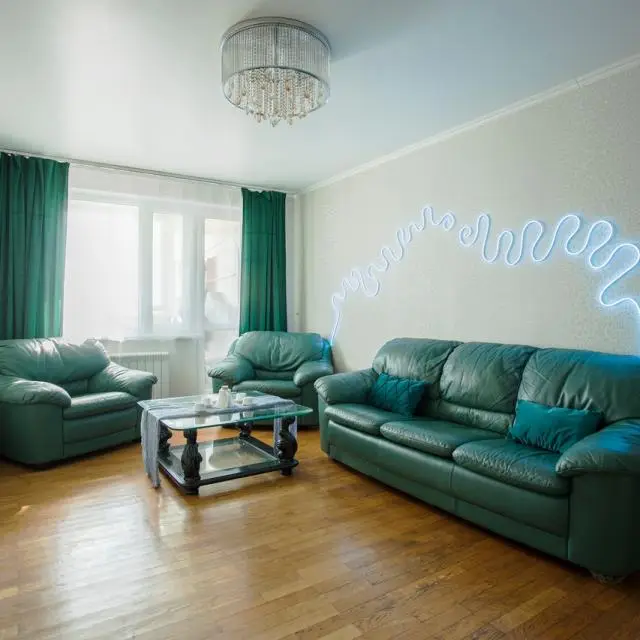 Real photos of Moment House on Kutuzov Street