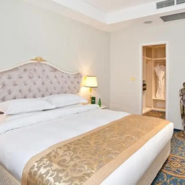 Real photos of Greenwood Hotel
