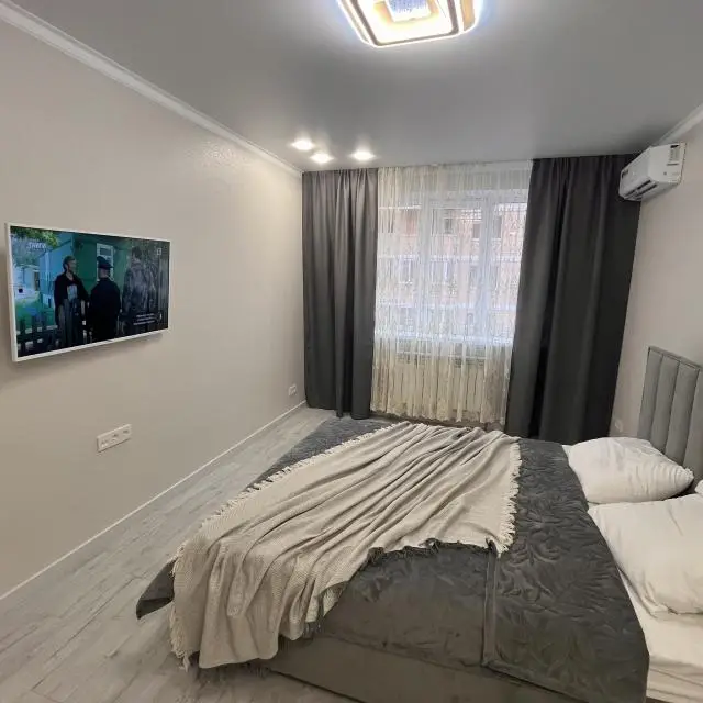 Реальные фото Апартаменты на бульваре Комарова, 1е ст5