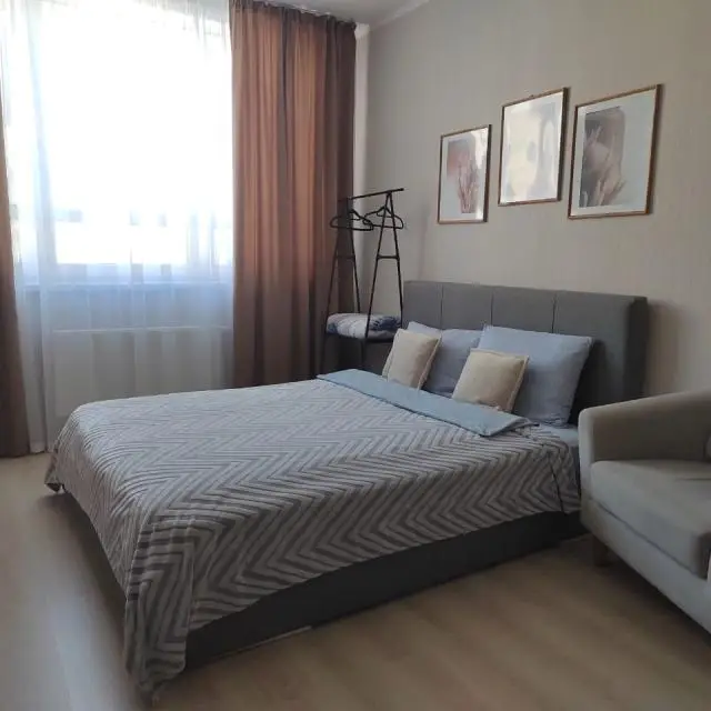 Real photos of Bright studio in the central part of the city