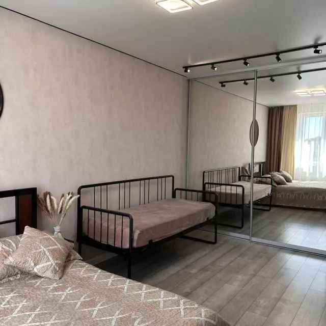 Реальные фото Апартаменты на улице Крымской Весны 4 корпус 1Б