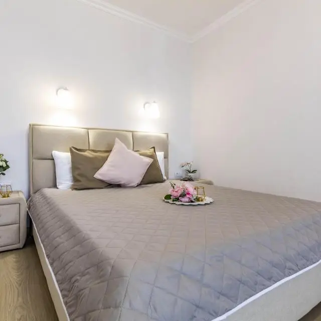 Real photos of Good House on Azina Street 25