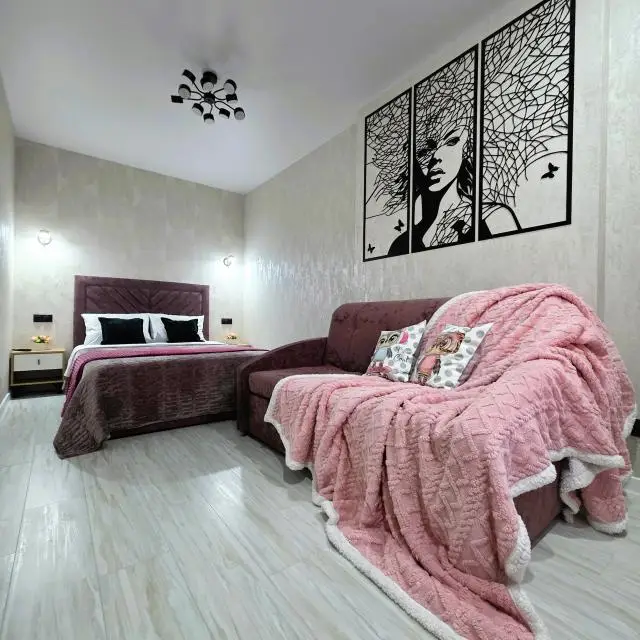 Real photos of Eden Apartment on General Tikhonov Street 10/2