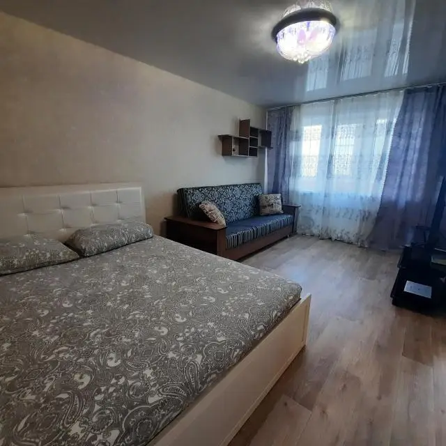 Реальные фото Иляна на улице Ватутина