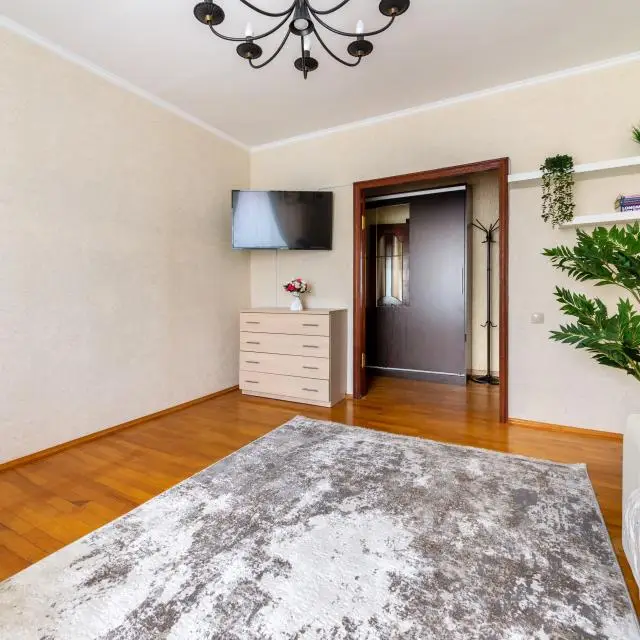 Реальные фото ApartLux (АпартЛюкс) на улице Большая Спасская 8