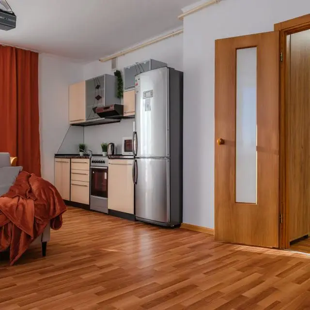 Real photos of Europa Center on 4 Stachek Street