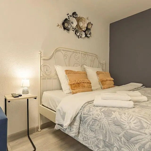 Реальные фото Prima Rent на лице Сергиевская 1