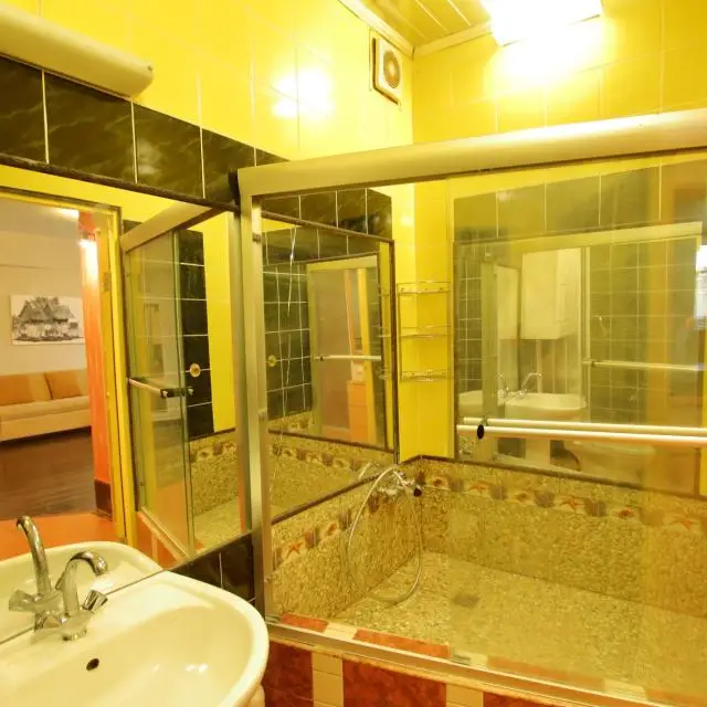 Реальные фото TimHouse (ТимХаус) на улице Московская 53 корпус 6