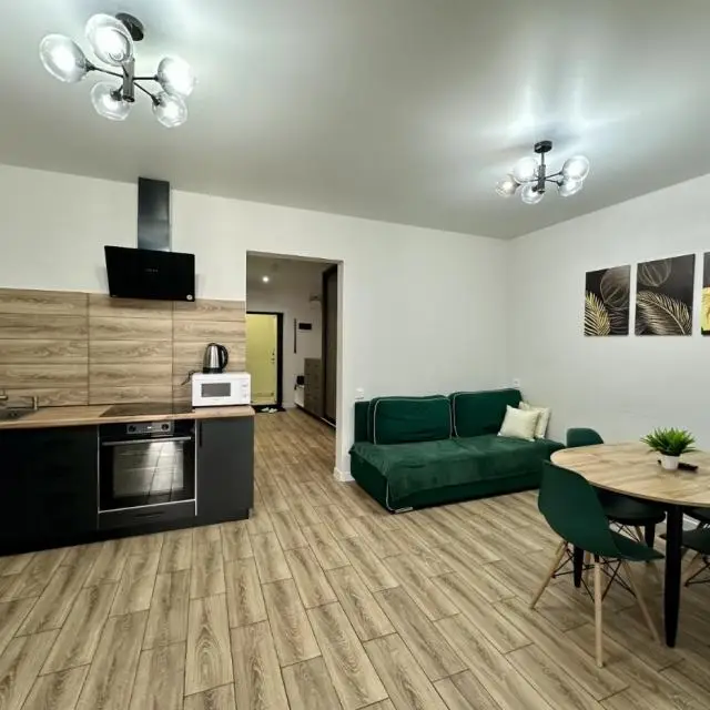 Real photos of Euro-three apartments in Petrovsky residential complex