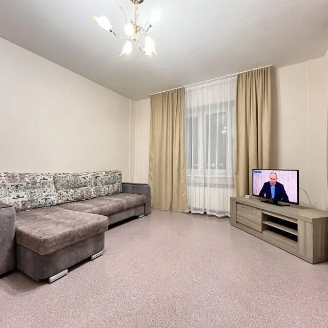 Real photos of Large 2-room apartment of IP Marat House on Izaila Zaripova ave. 9