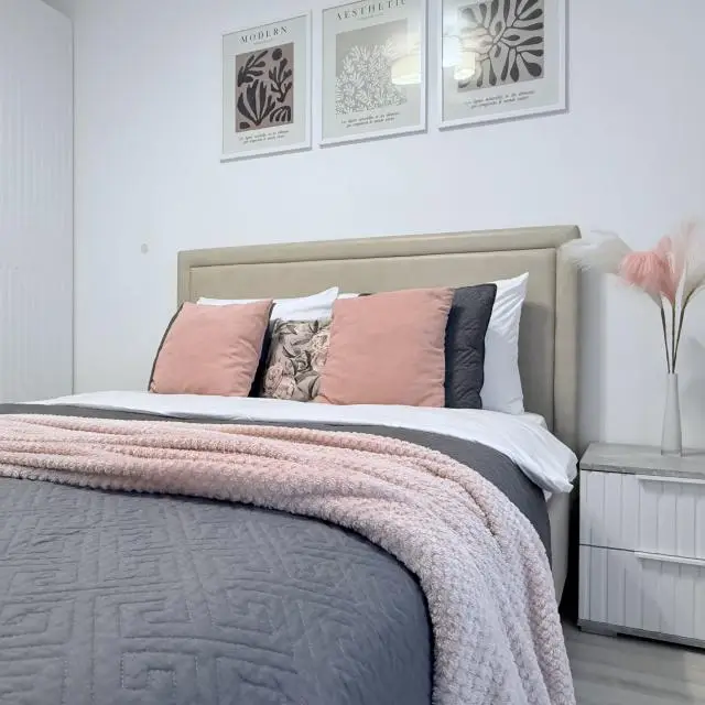 Real photos of Apartments at 37A Akademika Parina Street