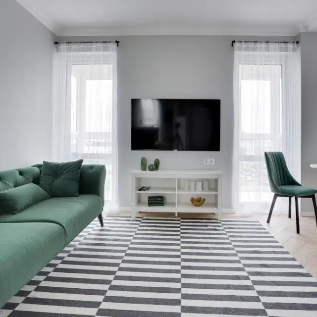 Real photos of Roomer (Rumer) on Collector street 8