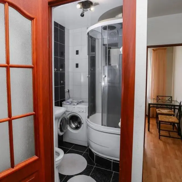 Real photos of Apartment on Karl Marx Avenue 10A