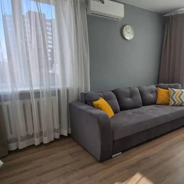 Real photos of Apartments on Avramenko street d13