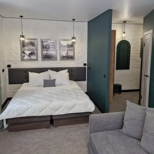 Real photos of retro apartments in the center