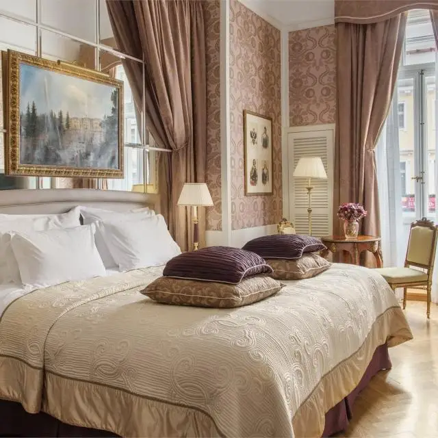 Real photos of Grand Hotel Europe