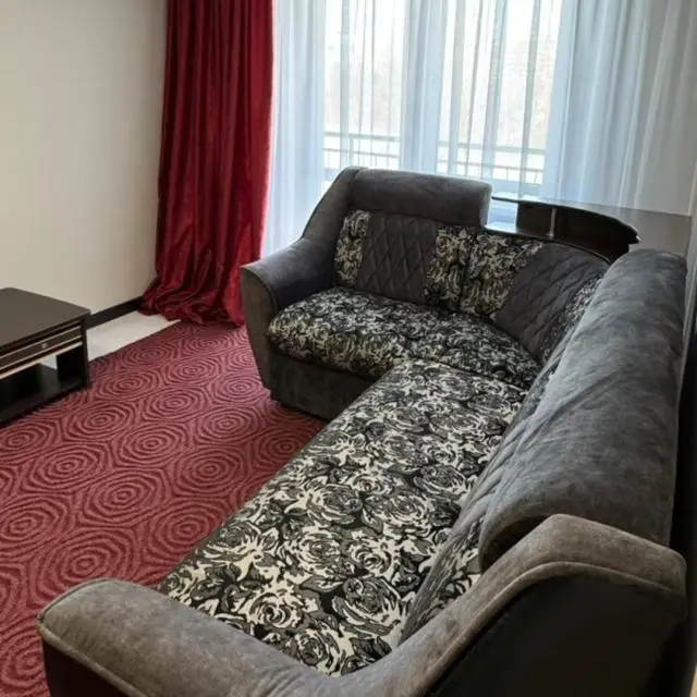 Реальные фото Апартаменты на проспекте Строителей 90Б