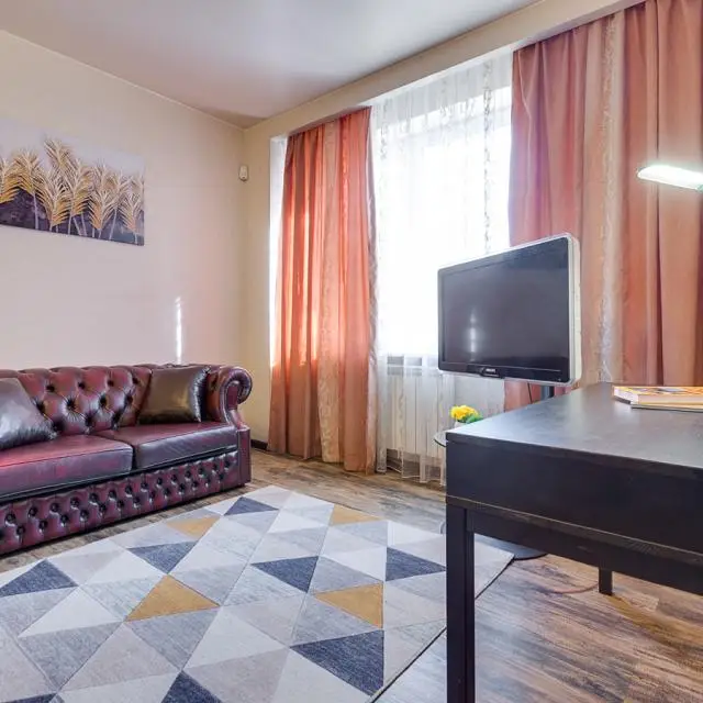 Реальные фото RentalSPb на улице Моисеенко, 5