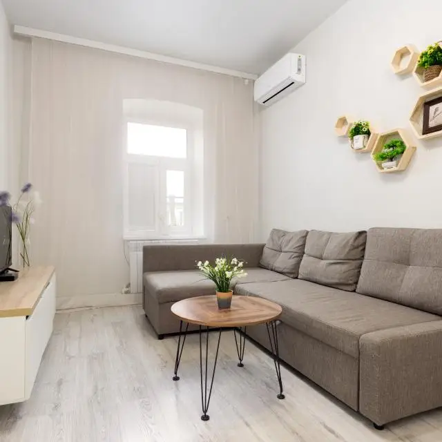 Реальные фото Rooms Apartments (Румс Апартментс) на улице Власова