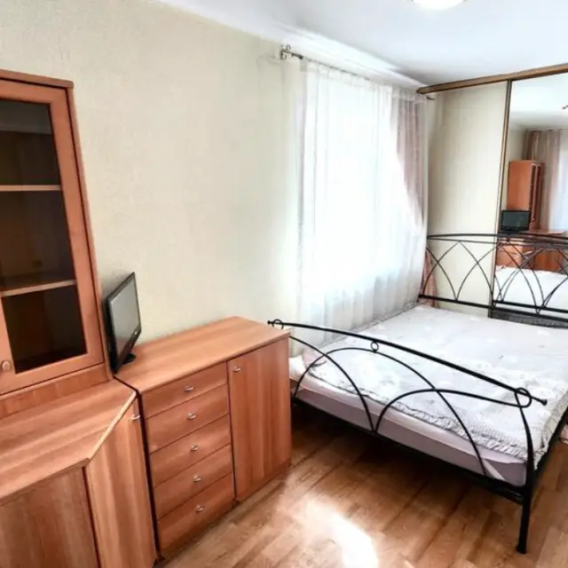 Real photos of Apartments on Dikopoltseva street 49
