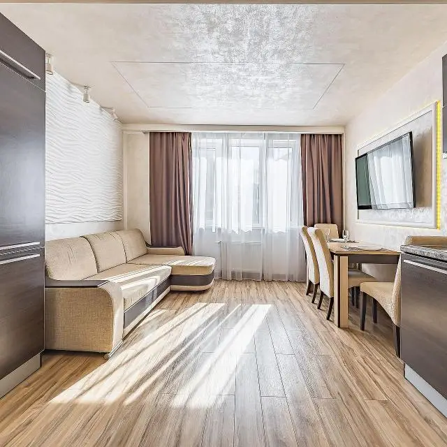 Реальные фото Top House (Топ Хаус) на площади Свободы