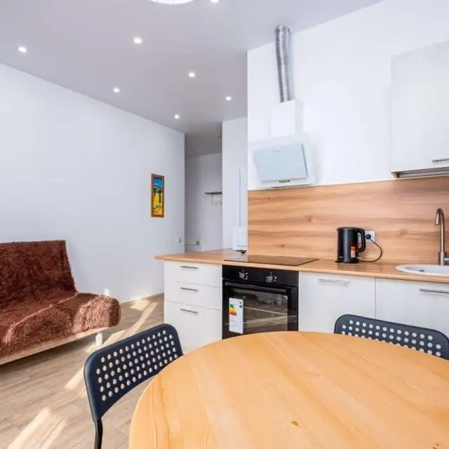 Real photos of Apartments on Komarova Avenue, 11/4