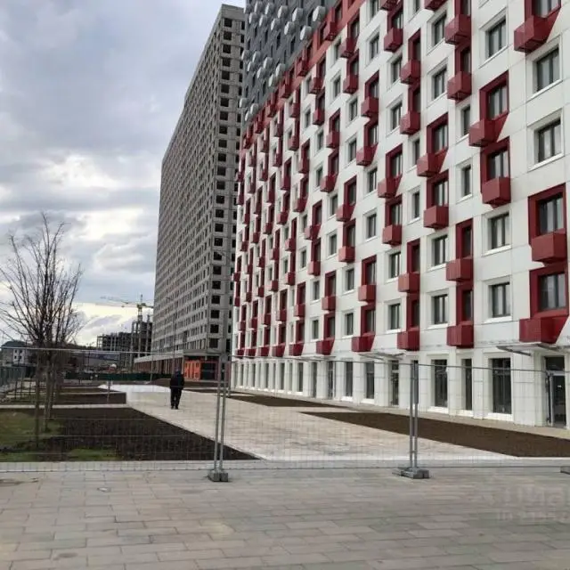 Реальные фото ТаисАпарт на улице Анны Ахматовой