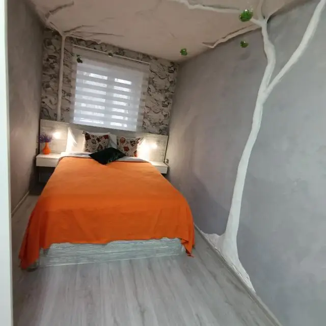 Real photos of Apartments on 69 Stroiteley Avenue