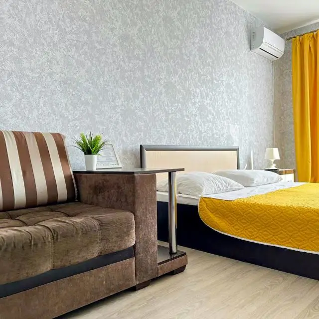 Real photos of EasyRent at 242 Karl Marx Avenue