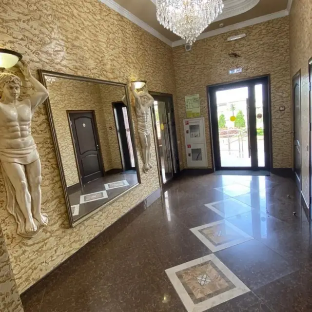 Real photos of Staryi zamok