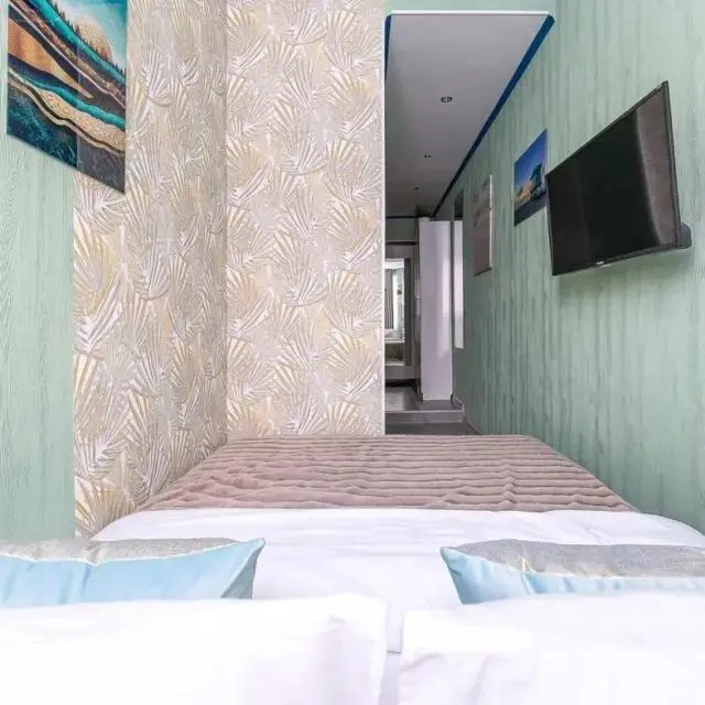Real photos of Apartments in Admiral Waterhouse residential complex on Admiralskaya Street