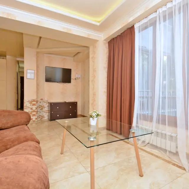 Реальные фото Perte House на улице Пушкина 43